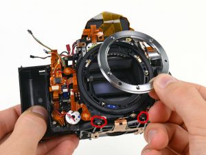 Как исправить проблемы с объективом камеры?