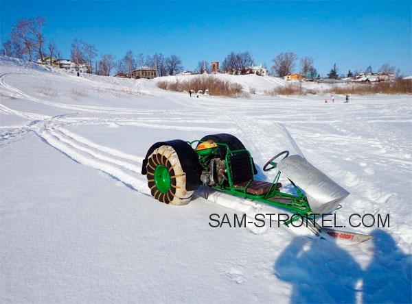 Сделал самодельный снегоход с двумя колёсами и лыжей: фото и описание