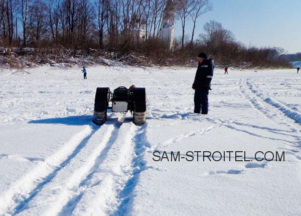 Сделал самодельный снегоход с двумя колёсами и лыжей: фото и описание