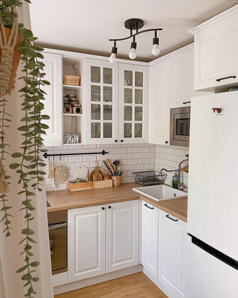 Кухня в хрущевке с холодильником: 4 варианта планировки, примеры проектов и 70 фото | ivd.ru