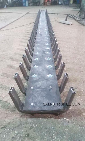 Үйде жасалған шынжыр табанды шағын трактор қар тазалағыш (12 фото + сипаттама)