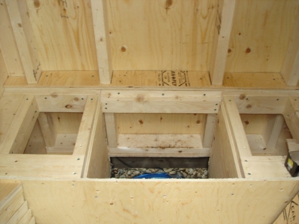 Как построить деревянный туалет на даче