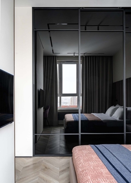 Как в однокомнатной квартире 36 кв. м выделить спальню, кухню-гостиную и гардеробную? Реальный пример интерьера | ivd.ru